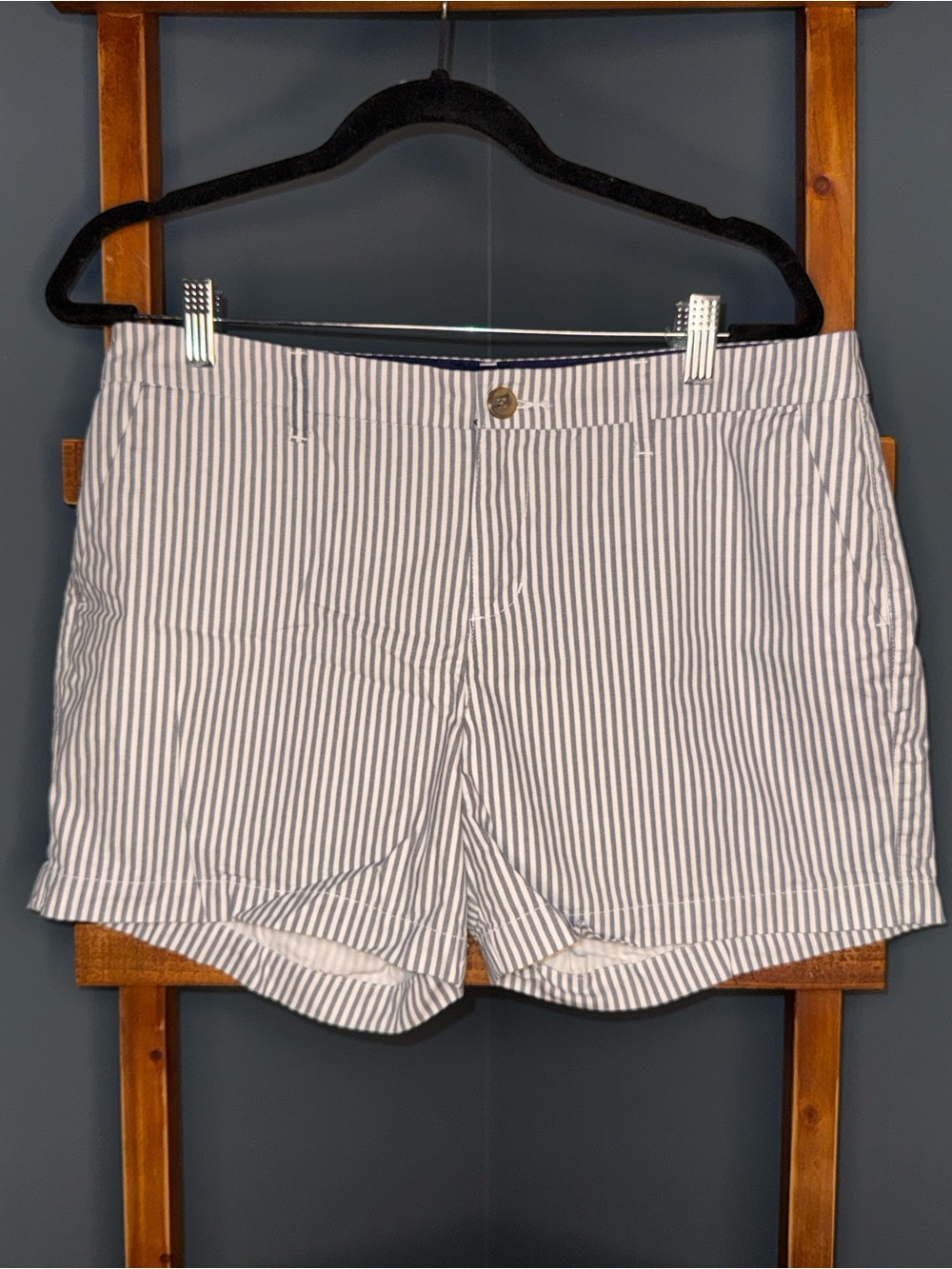 Old Navy Everyday Shorts | Blue & White Striped | Women’s 10 - Picture 2 of 7